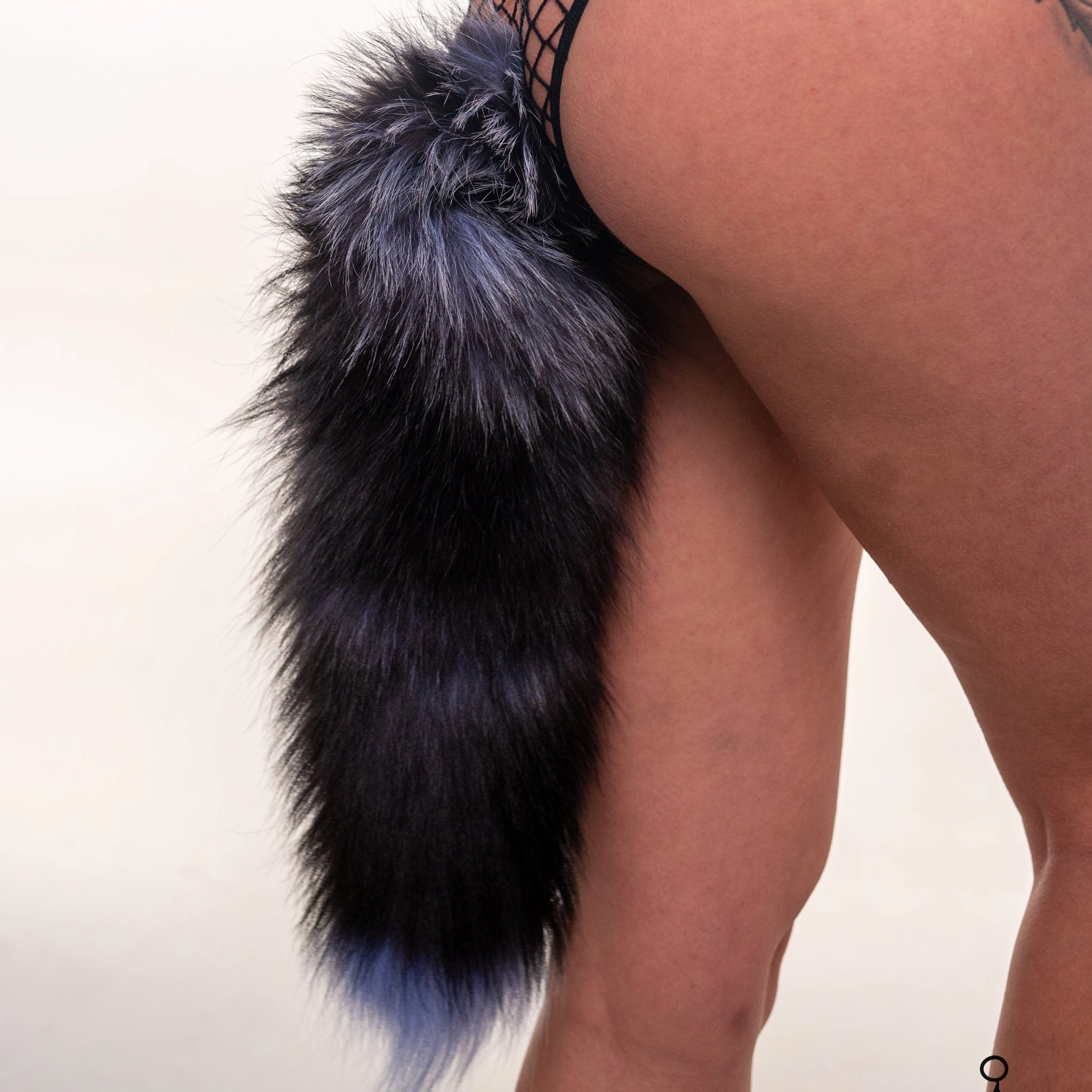 Arctic Blue Fox Tail Plug
