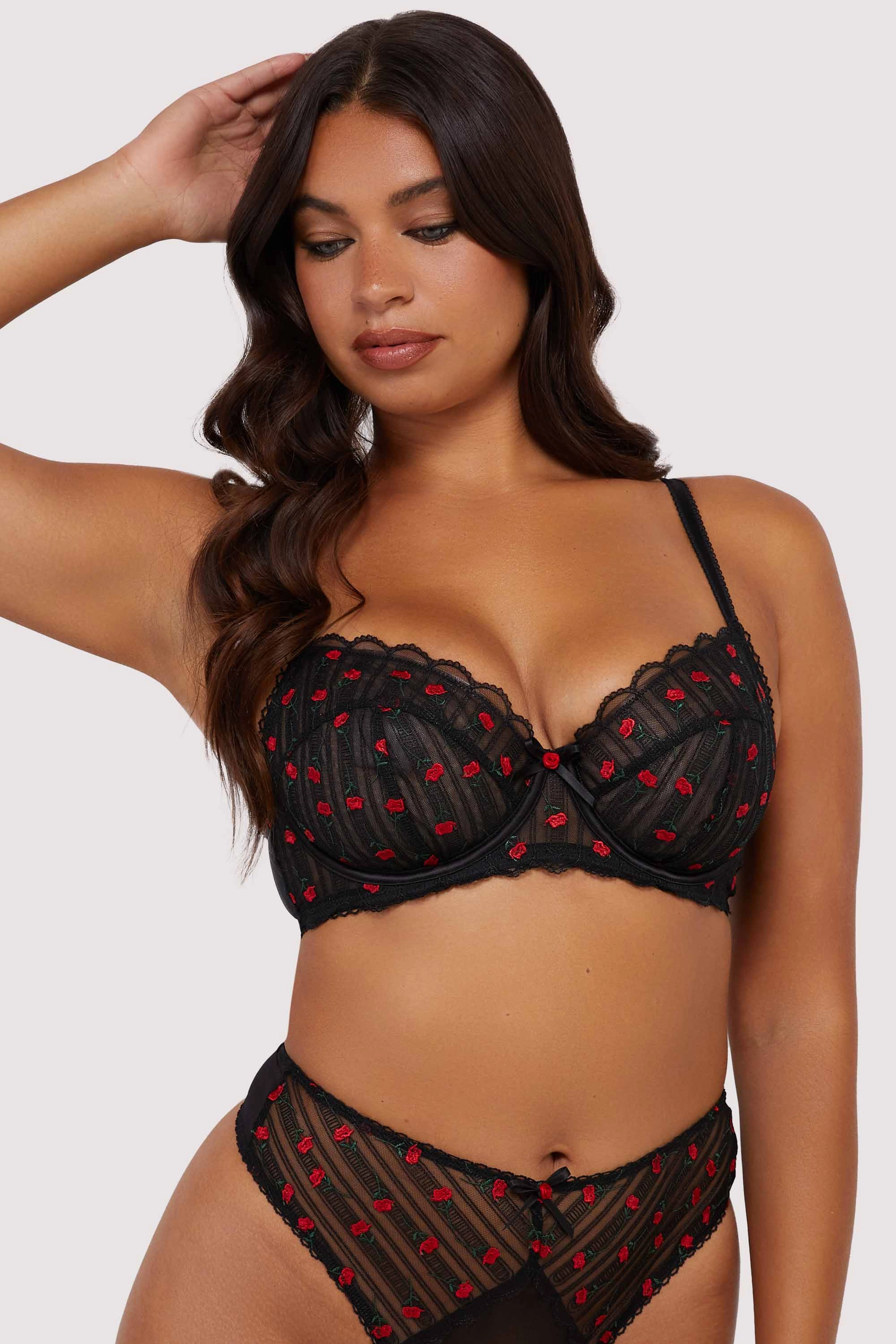 Elodie Black and Red Rosebud Embroidery Set