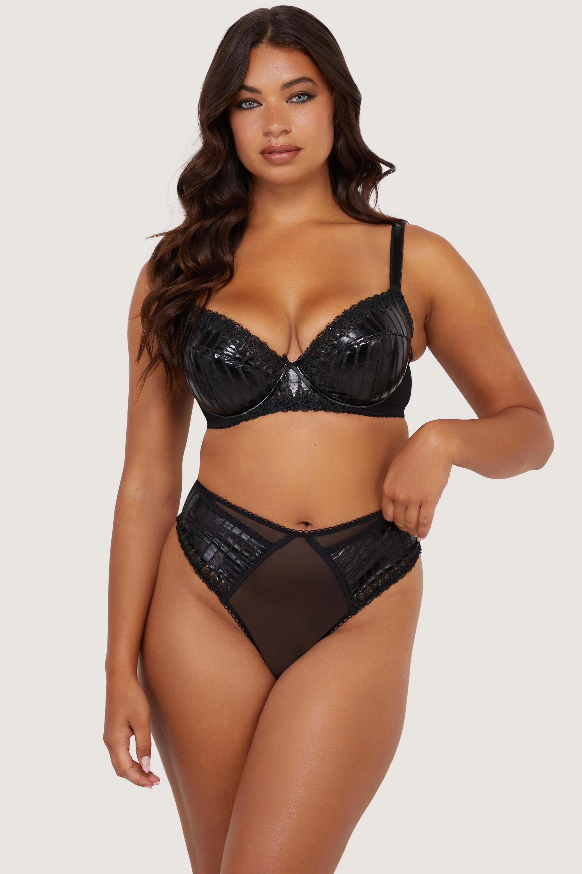 Jacinda Embroidered Bra