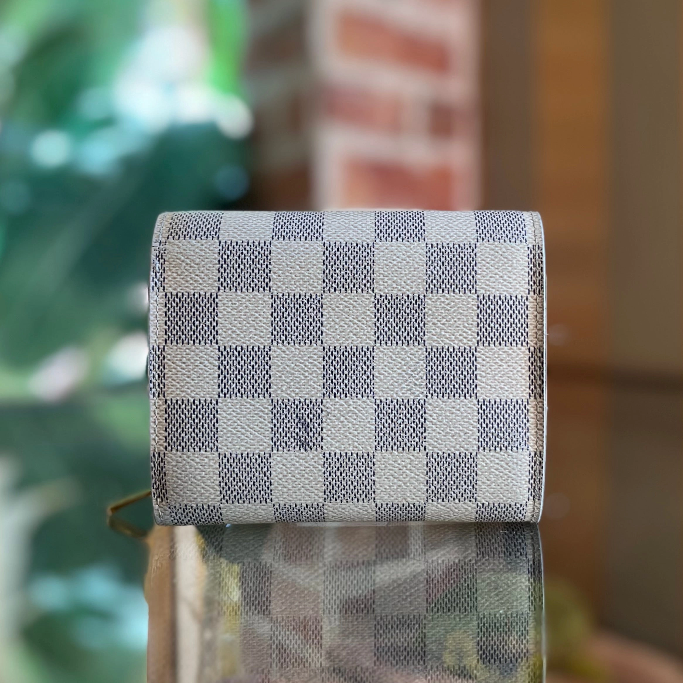 LOUIS VUITTON Joey Portofeuil Damier Azur Wallet