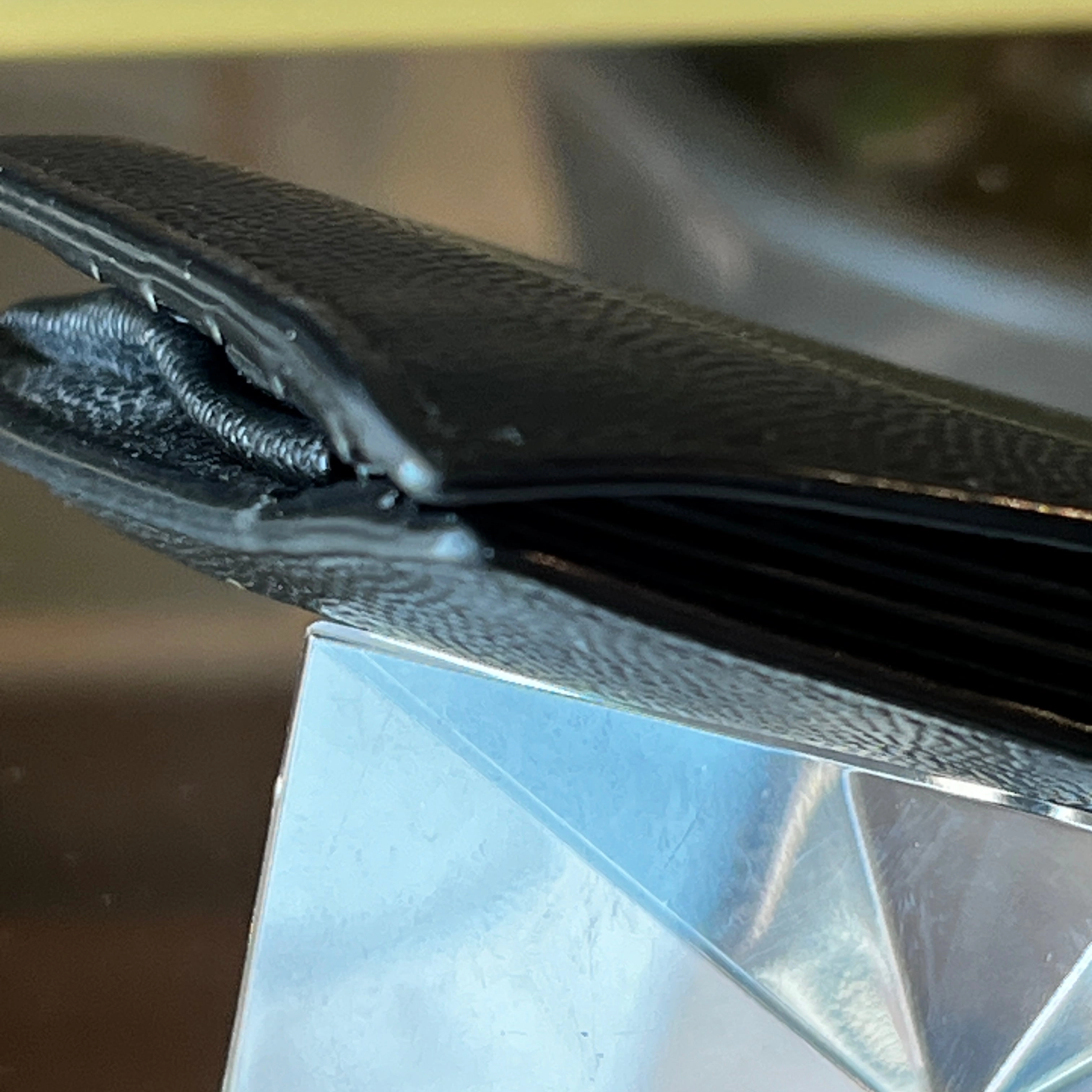 SAINT LAURENT East West In Grain De Poudre Embossed Leather Wallet