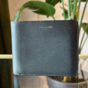 SAINT LAURENT East West In Grain De Poudre Embossed Leather Wallet